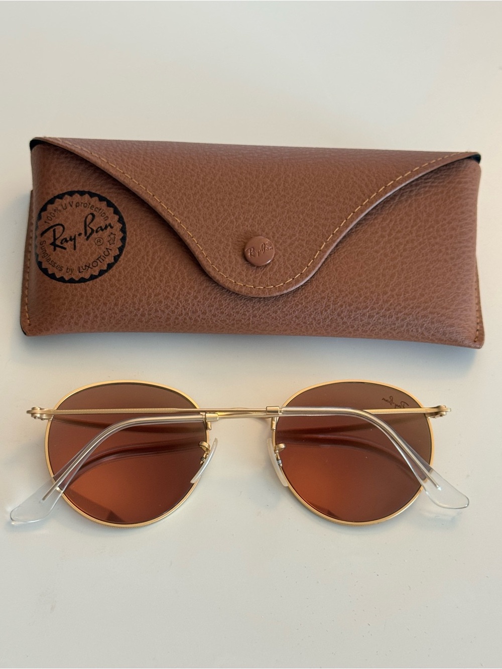 Ray-Ban Round Metal Sunglasses in Pink / Gold - Picture 2 of 5